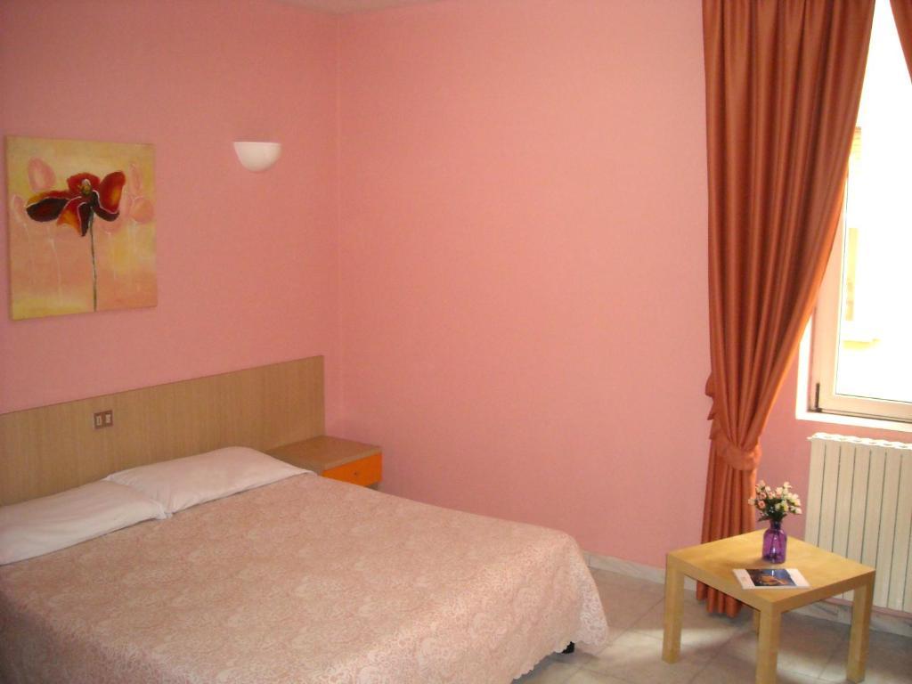 Hotel New Baby Caserta Pokój zdjęcie